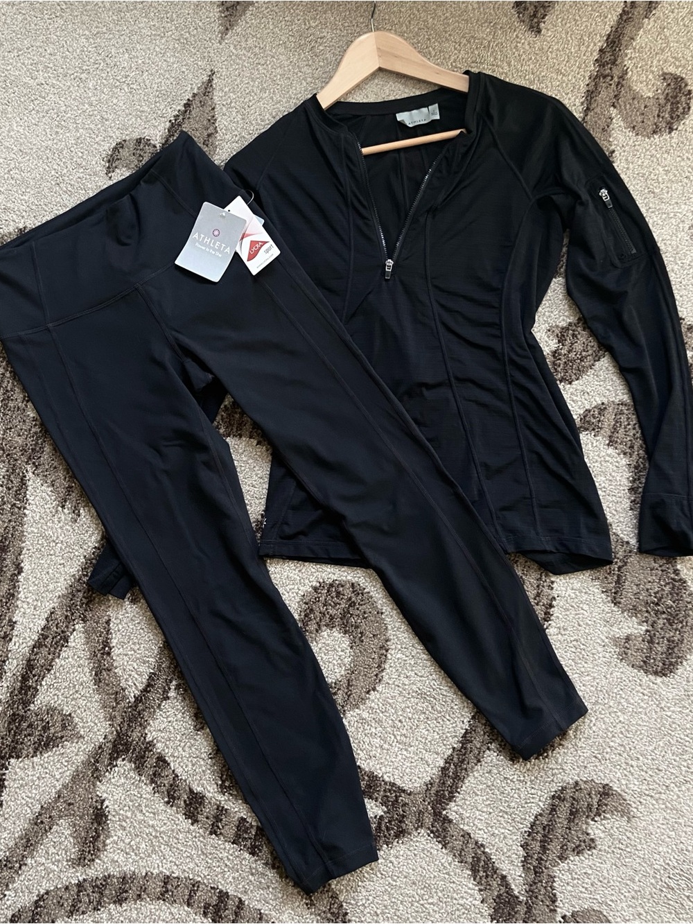 Athleta Black Zip-Front Jacket and High-Rise Leggings Bundle Set Size Small